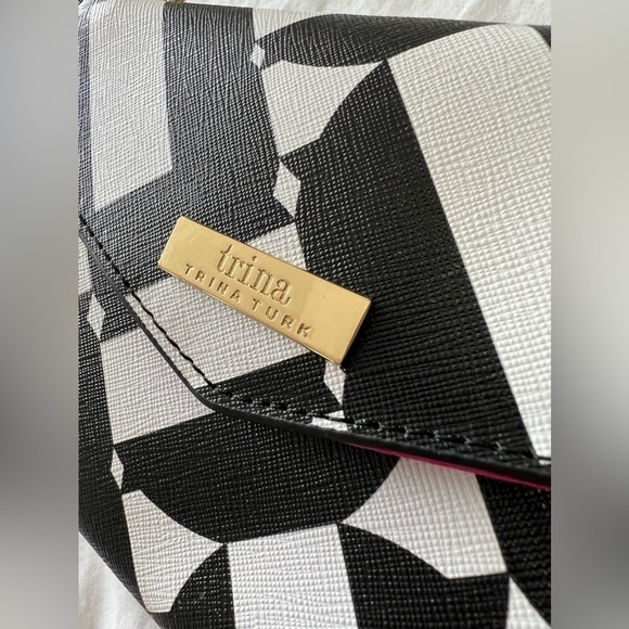 Trina Turk | Cell Phone Crossbody Chain Bag Clutch | Black White - Picture 2 of 10